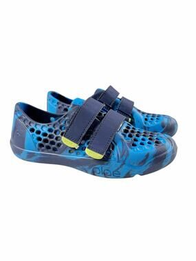 Plae Mimo Hyper Blue Water Shoes Youth Size 1